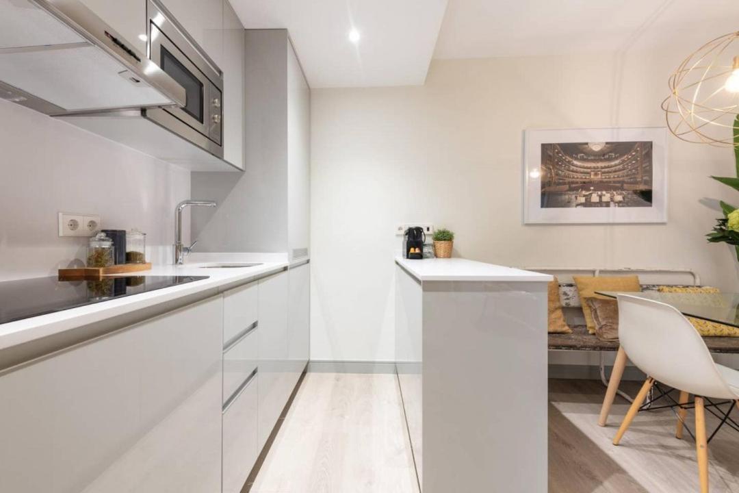Sophisticated Brand New Flat Daire Madrid Dış mekan fotoğraf